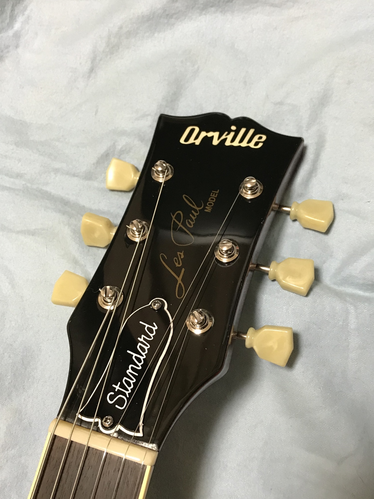 片付けの最中のギター。Orville Les Paul。: 『G』-Life